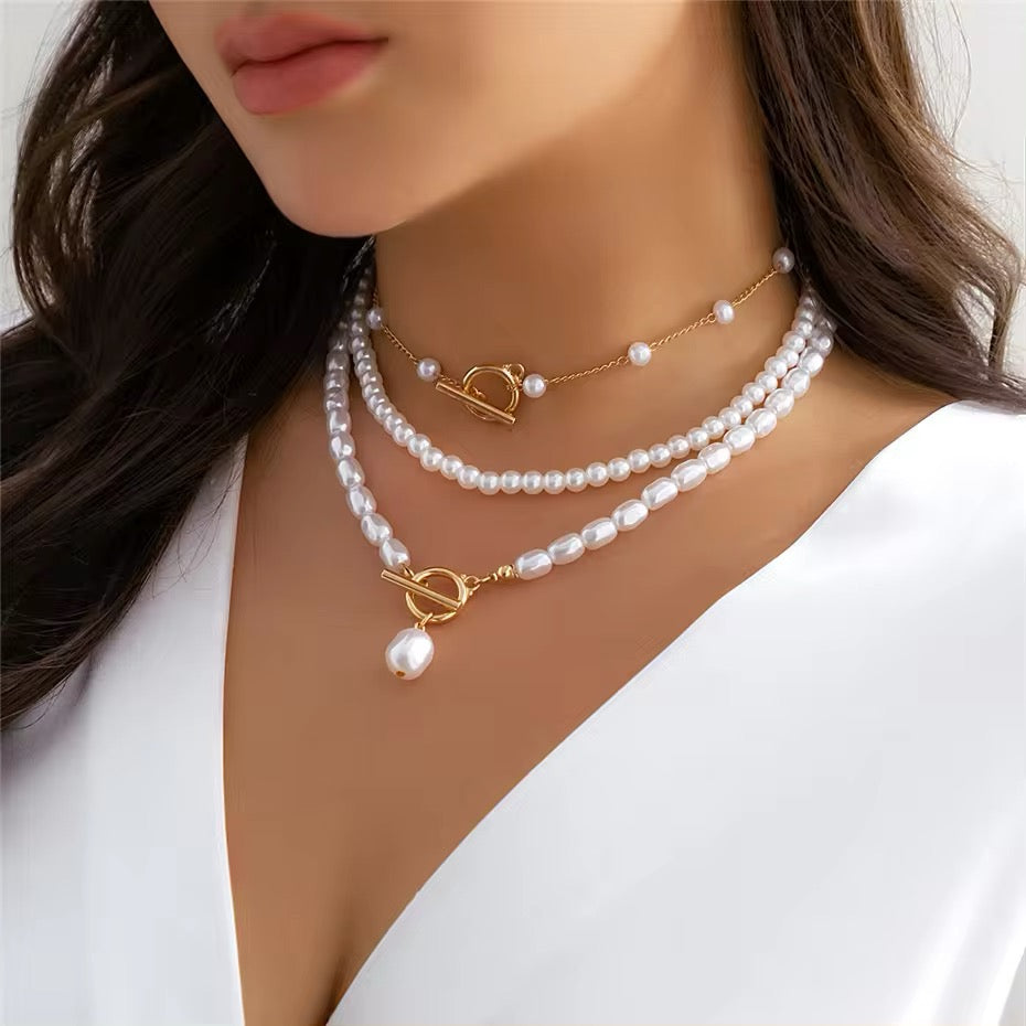 Elegance Pearl Necklace