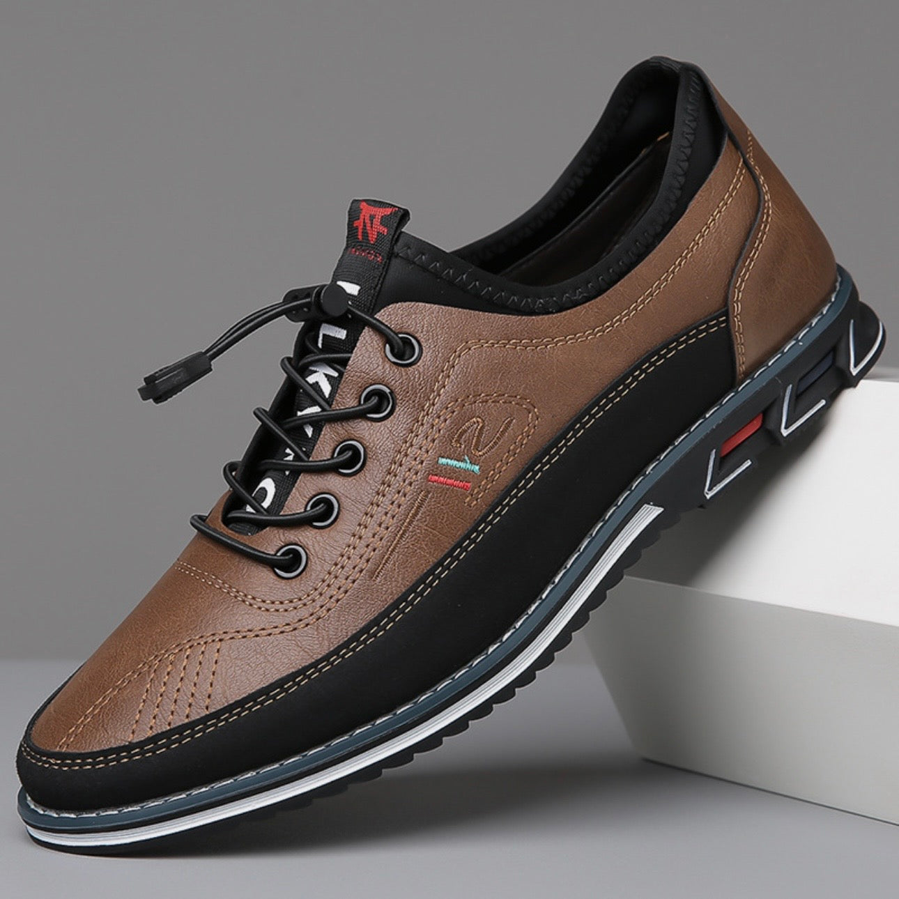 Crossline Leather Sneaker