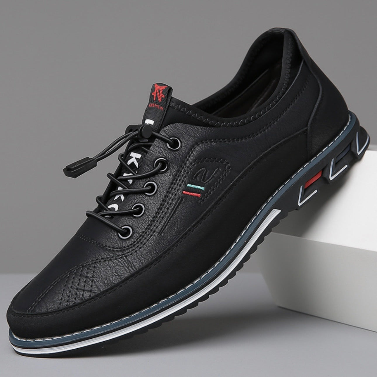 Crossline Leather Sneaker