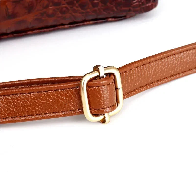 L'Solante Embossed Vintage Bag