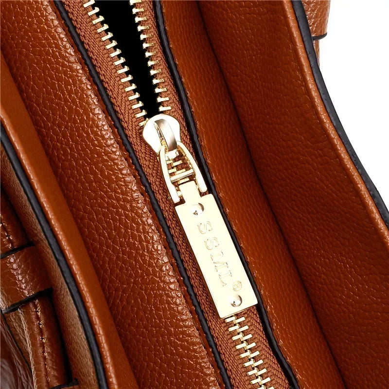 L'Solante Embossed Vintage Bag